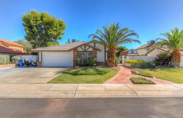 4550 E Corral Road - 4550 East Corral Road, Phoenix, AZ 85044