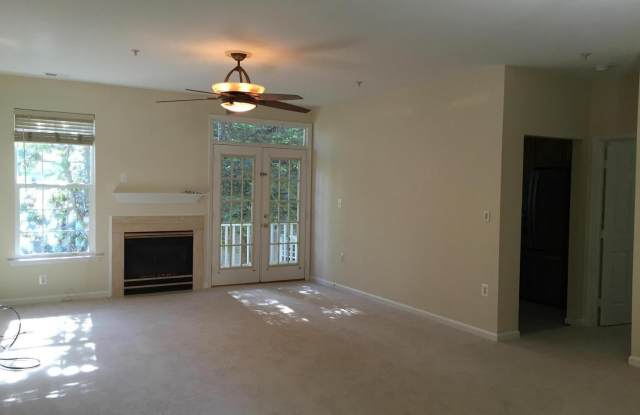 11402-E GATE HILL PL #E Gallery 3