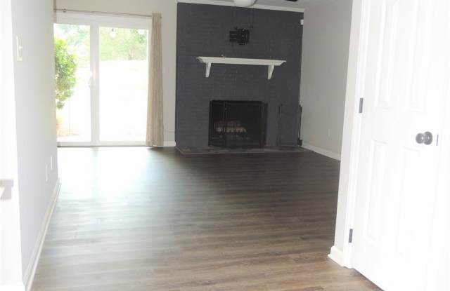 9252 Kings Canyon Drive Gallery 2