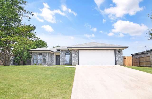5005 Greenlee Dr photos photos