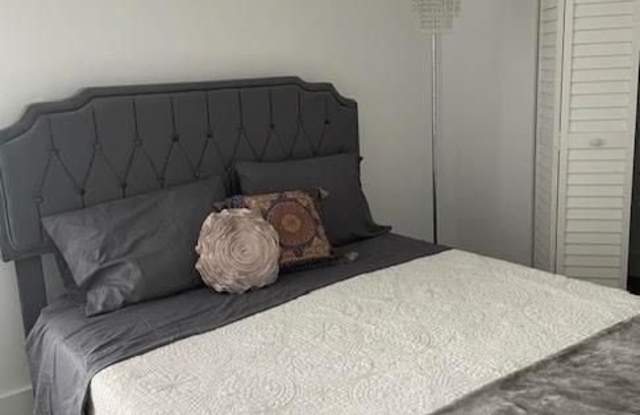 1501 NW 90th Way - 1501 Northwest 90th Way, Pembroke Pines, FL 33024 1501 NW 90th Way - 1501 Northwest 90th Way, Pembroke Pines, FL 33024