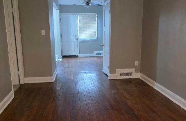 814 E COLD SPRING Lane Gallery 2