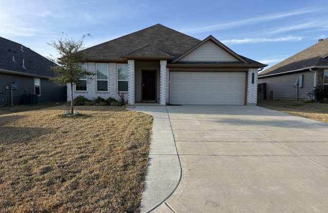 303 Camp Bowie Road photos photos