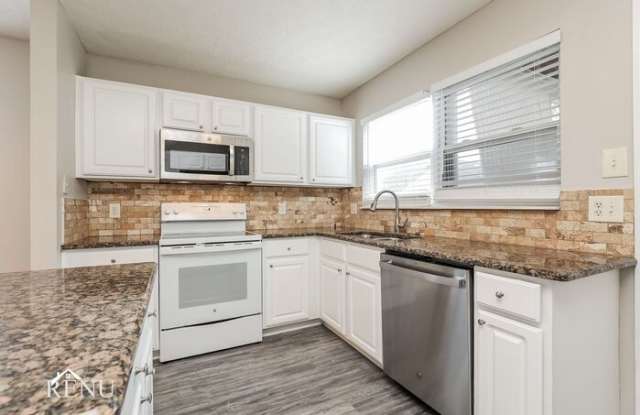 2913 Summer Hollow Court Gallery 3