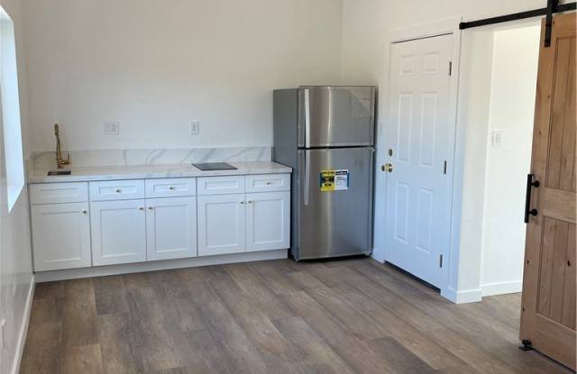 24308 Victory Boulevard photos photos 24308 Victory Boulevard photos photos