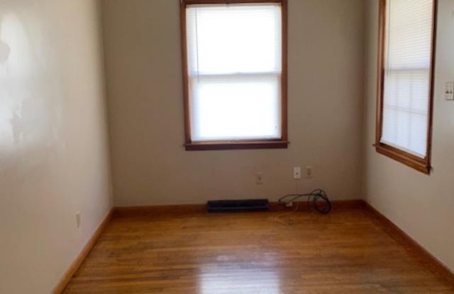 1065 South English Avenue - 1 Gallery 2