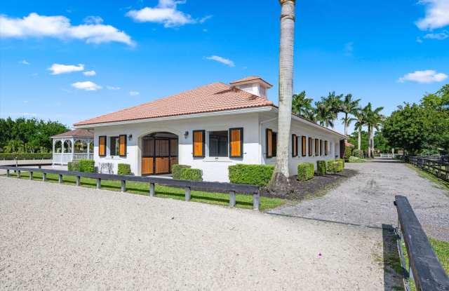 14594 DRAFT HORSE Lane Gallery 2