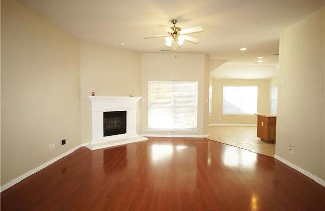 510 Crownpoint Lane Gallery 4
