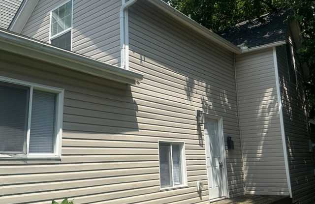 MOVE IN SPECIAL! 1/2 off 1st MONTHS RENT! 3 Bedroom 2 Bathroom House for Rent on the West Side of Columbus! - 128 South Princeton Avenue, Columbus, OH 43222 MOVE IN SPECIAL! 1/2 off 1st MONTHS RENT! 3 Bedroom 2 Bathroom House for Rent on the West Side of Columbus! - 128 South Princeton Avenue, Columbus, OH 43222