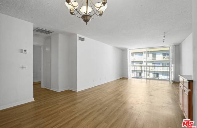 10751 Wilshire Blvd photos photos