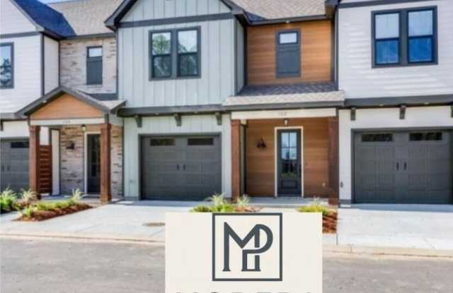 425 Heart D Farm Road photos photos