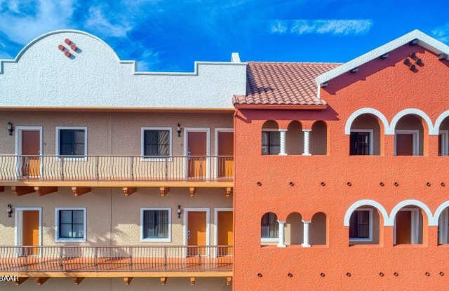 1653 US-1 unit: 211 photos photos