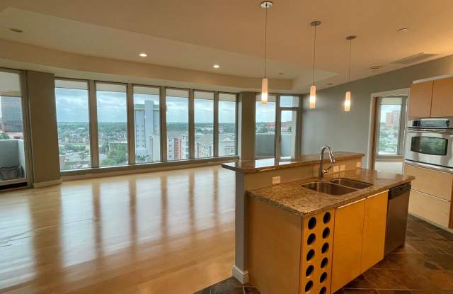 Luxury 2 Bed 2.5 Bath Condo in Central OKC photos photos