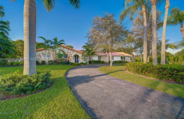 7460 SW 109th Ter photos photos