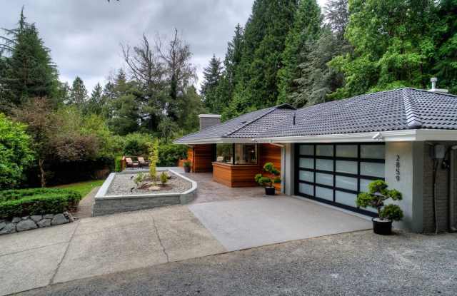 Brick Rambler located on 1 acre of privacy - 2859 140th Avenue Northeast, Bellevue, WA 98005