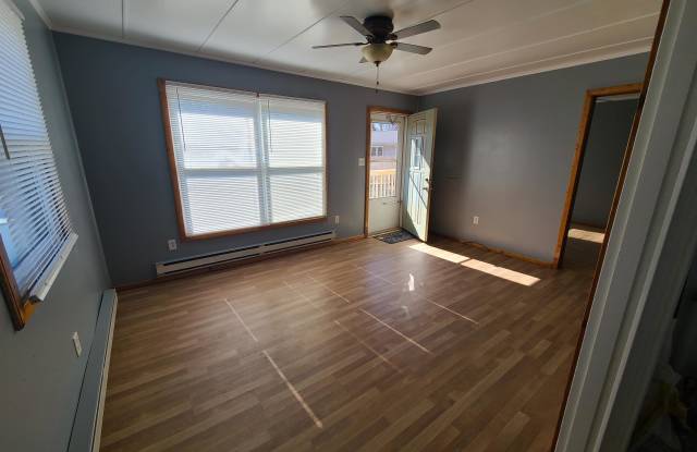 135 North Union Street - 2 photos photos