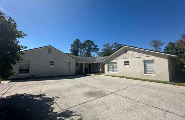 1820 Bonneville Drive - 1820 Bonneville Drive, University, FL 32826