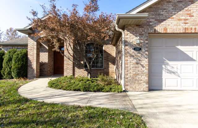 Charming 3 Bed/2BA Home - 2107 Tadley Drive, Columbia, MO 65203