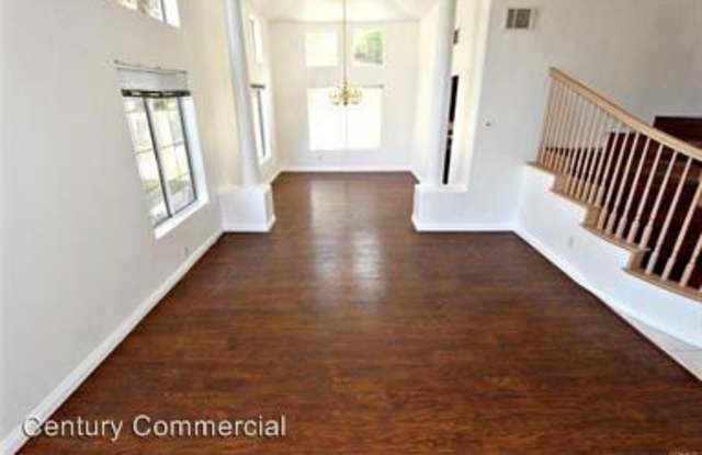 19812 E Country Hollow Dr Gallery 3
