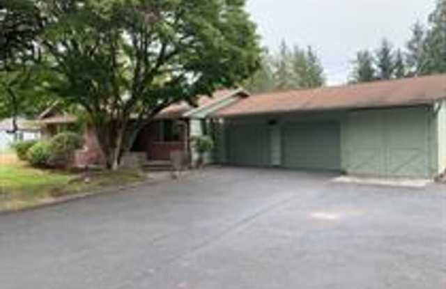 603 South Davies Road - 603 South Davies Road, Lake Stevens, WA 98258