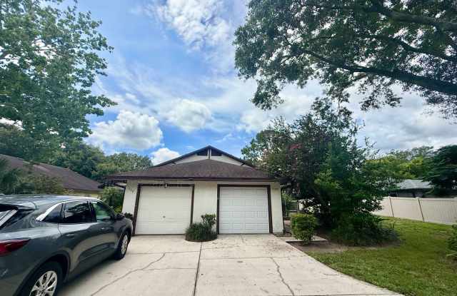 Cute 3/2 Townhome in Winter Park - close to WP Pines Golf Course! photos photos