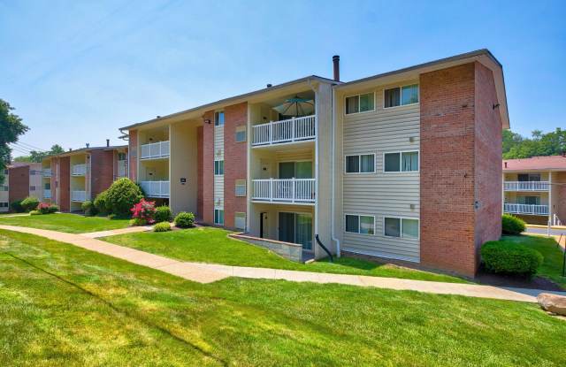 Heather Hills Apartments Gallery 3