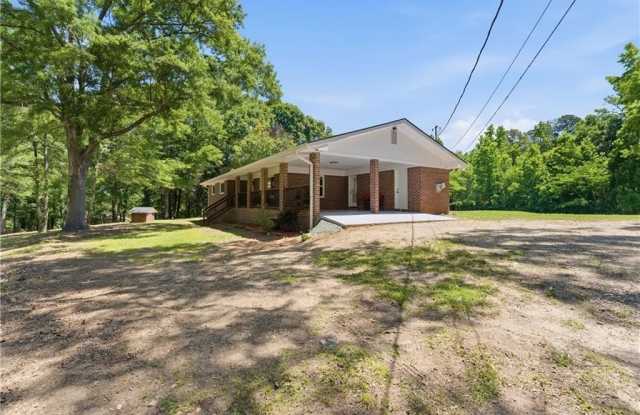 3282 Old Snapping Shoals Road Gallery 2