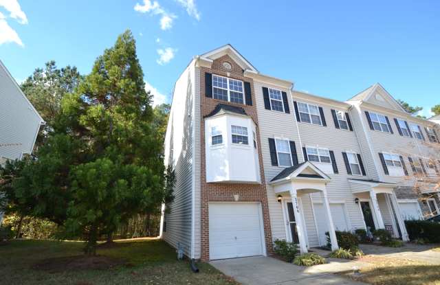 2766 Wyntercrest Ln - 2766 Wyntercrest Lane, Durham, NC 27713