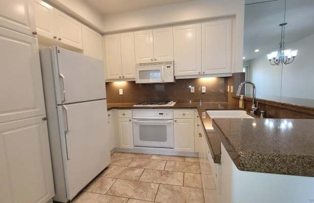 10750 Sabre Hill Dr. Gallery 4