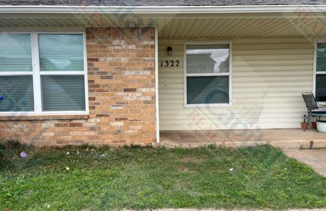 Charming 2 bedroom Gallery 3