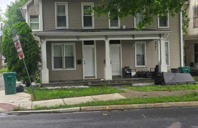 313-315 South Courtland St. photos photos