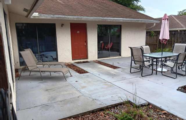 1509 Hawthorne Place photos photos