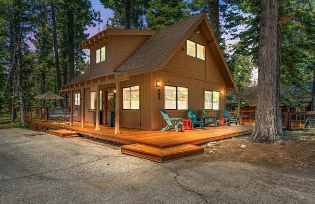 SKI LEASE: Hot Tub, Pet Friendly, Wood Stove photos photos