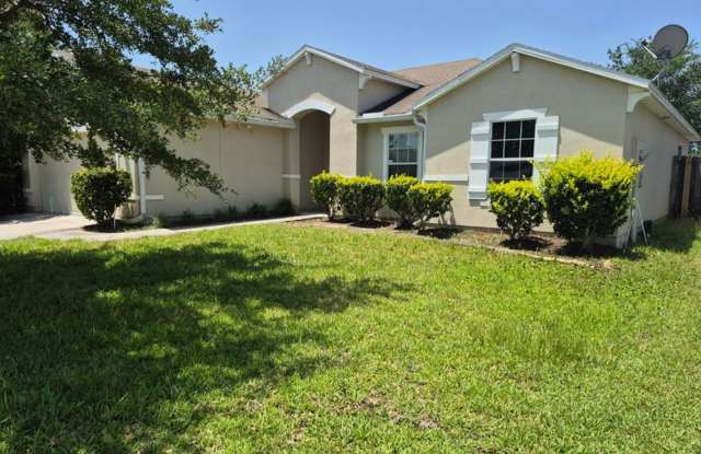 Cute 3/2 home ready to move in photos photos