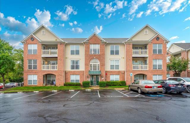 Excellent Elevator Condo for Lease photos photos Excellent Elevator Condo for Lease photos photos
