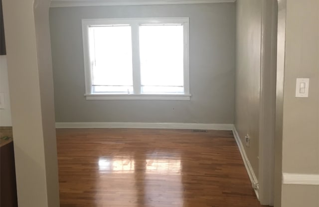 4513 Roanoke Pkwy - 4 - 4513 Roanoke Parkway, Kansas City, MO 64111