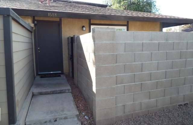 1688 W Village Way photos photos