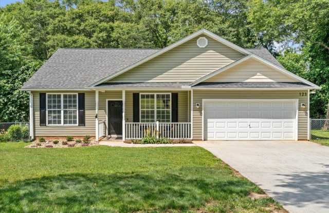 123 Fairfield Drive photos photos