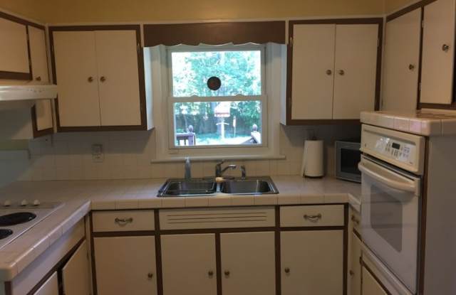 1563 Rockbridge Road Southwest Gallery 4