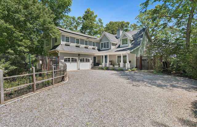 22 Wolf Swamp Lane photos photos