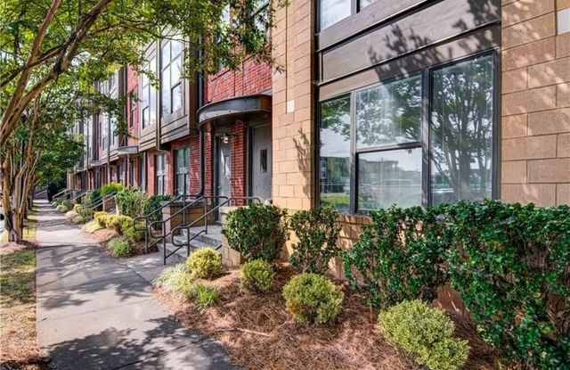 805 Holly Avenue Northwest - 805 Holly Avenue Northwest, Winston-Salem, NC 27101