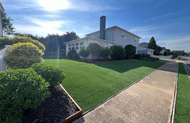 44 Matlock St Matlock Street - 44 Matlock Street, Lido Beach, NY 11561