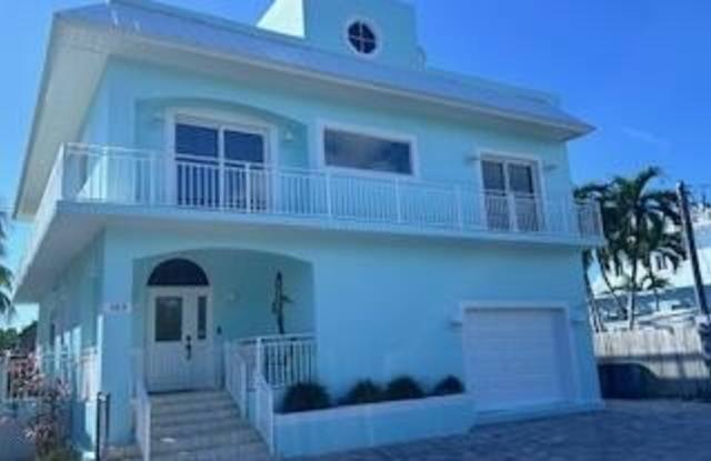 103 Starfish Lane Gallery 3