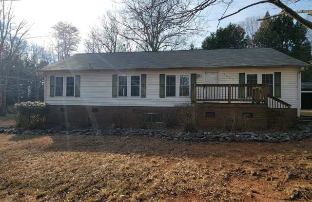 3 Bedroom 2 Bathroom House photos photos