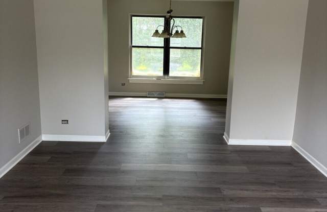 2284 Salisbury Drive Gallery 2