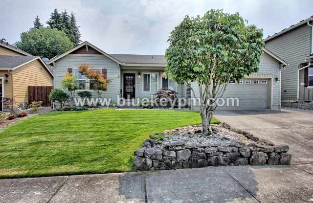 3 Bed, 2 Bath : A GREAT Multi-Generational Home photos photos