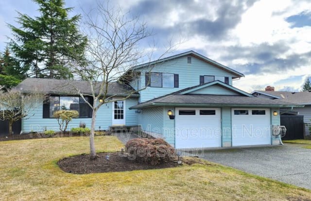 818 91st PL SE - 818 91st Place Southeast, Everett, WA 98208