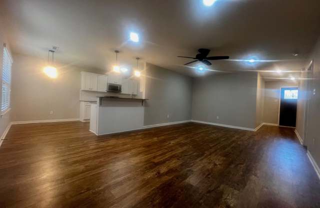 3369 Garden Club Drive Gallery 3