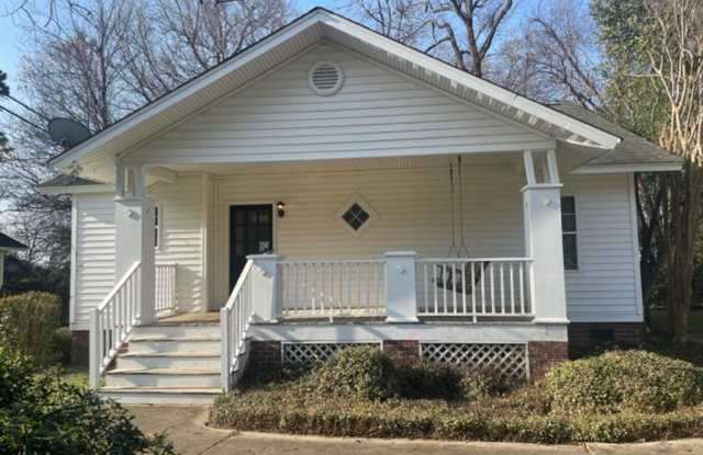 MINUTES FROM DOWNTOWN COLUMBIA AND USC photos photos