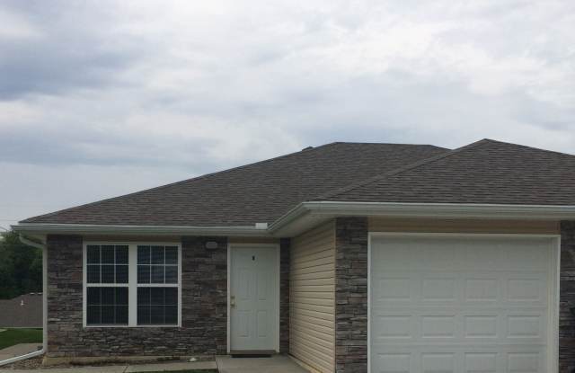 524 West Gay Street - A - 524 West Gay Street, Warrensburg, MO 64093